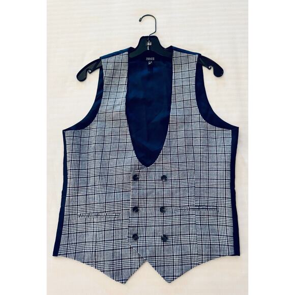 Feraud Men's Linen/Cotton Vest Blue Plaid Size 38 NWOT
